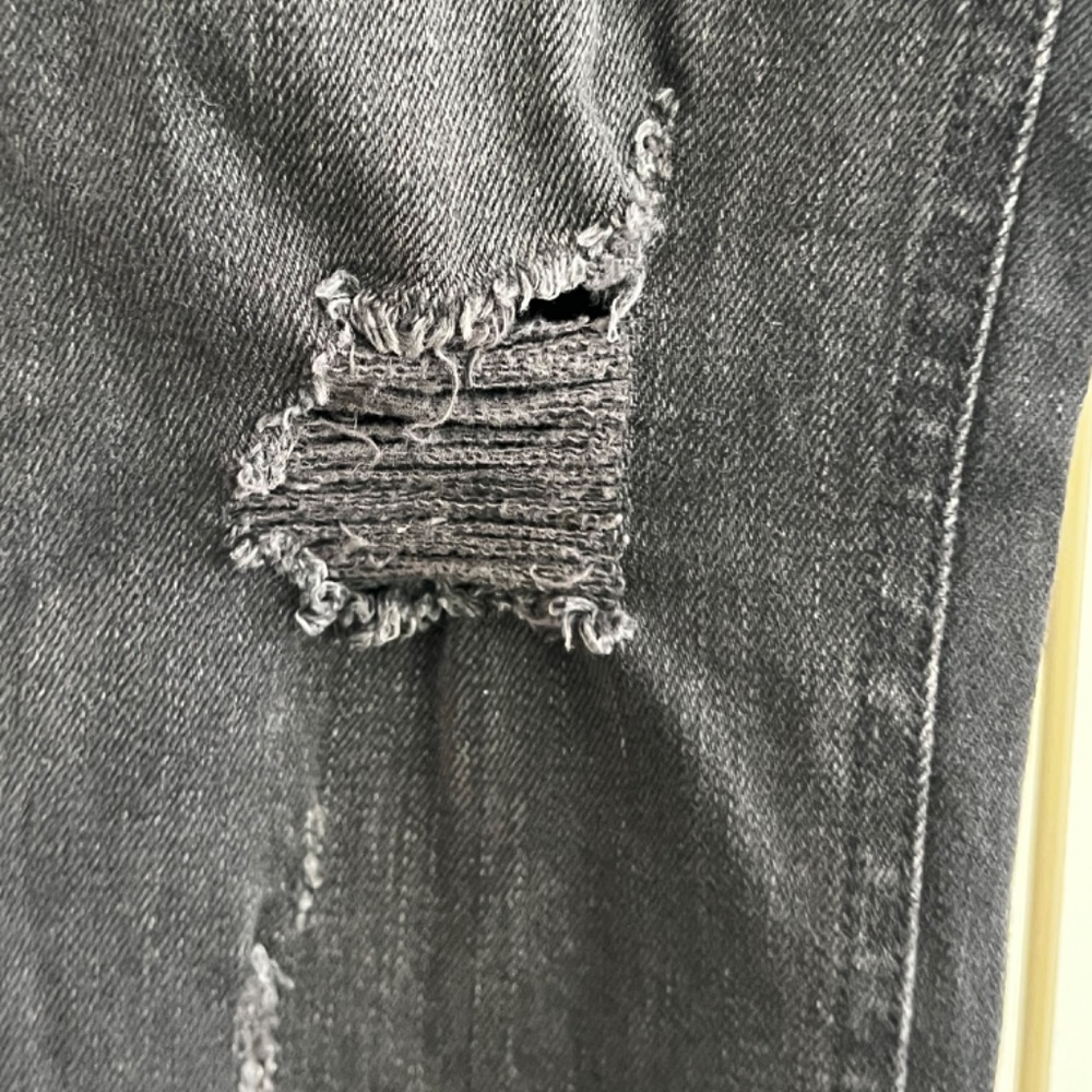 Rag and Bone Jeans- Style#  W1502K302 - Picture 5 of 16